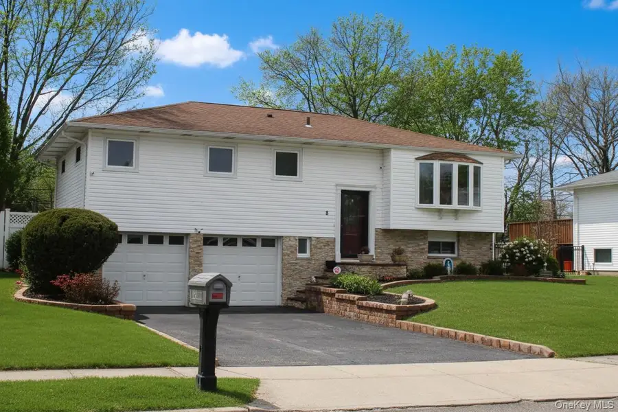 8 Mulberry Drive, Smithtown, NY 11787 - #2