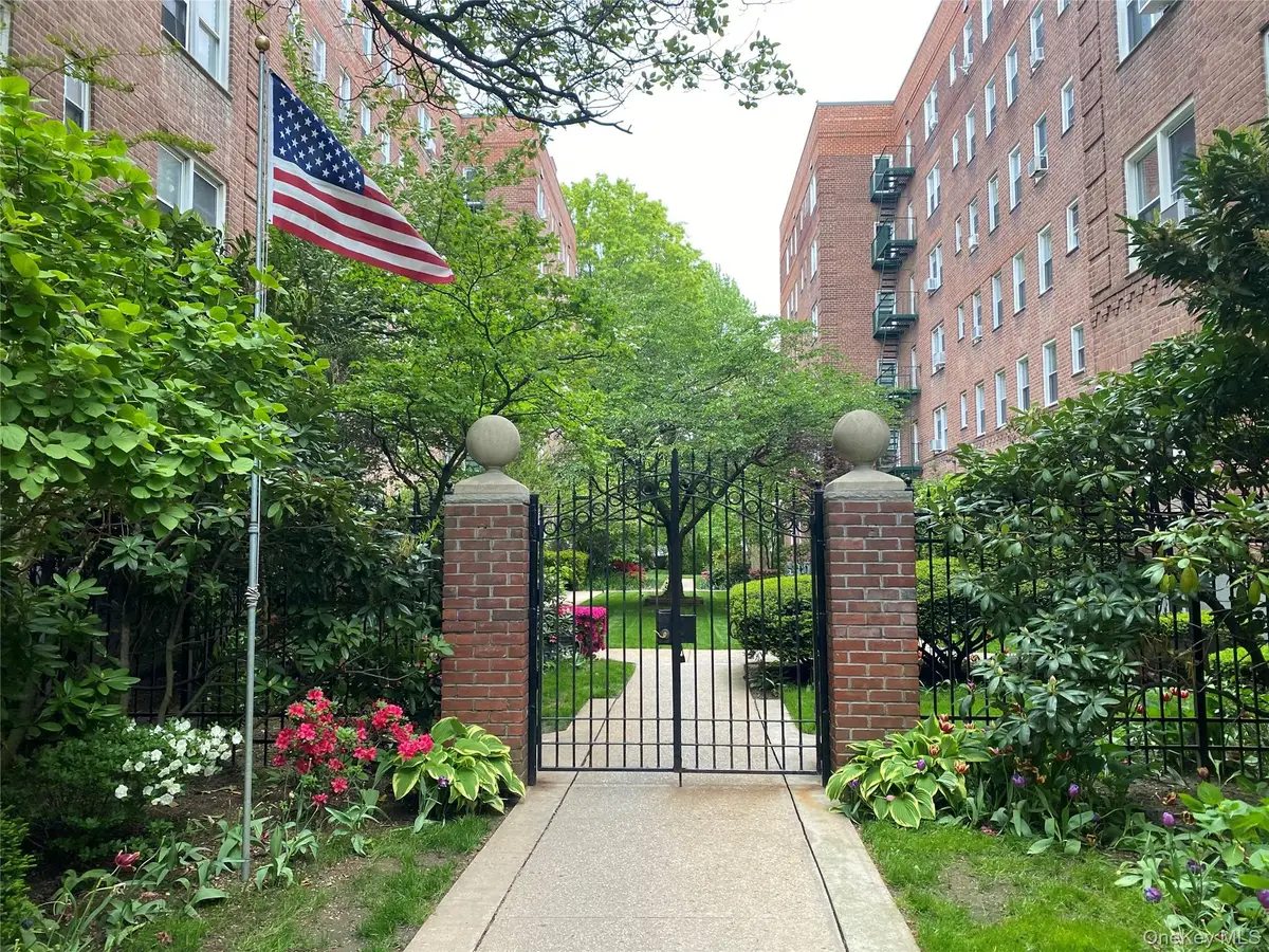 32 Cathedral Avenue #6C, Hempstead, NY 11550 - #1