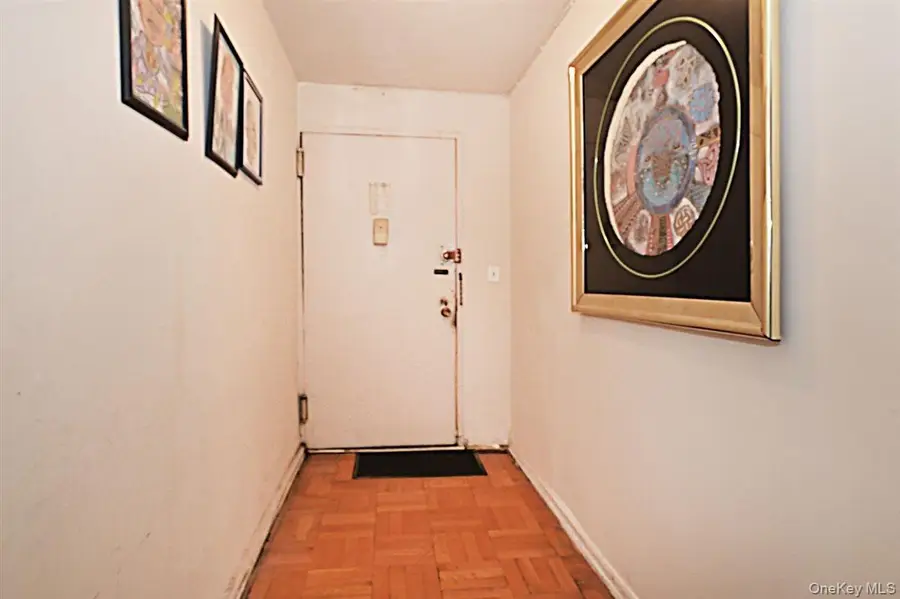 8900 170th Street #6M, Jamaica, NY 11432 - #2