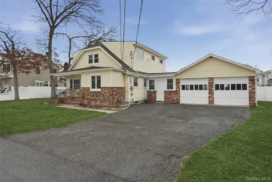 1217 Ellis Street, Holbrook, NY 11741 - #3