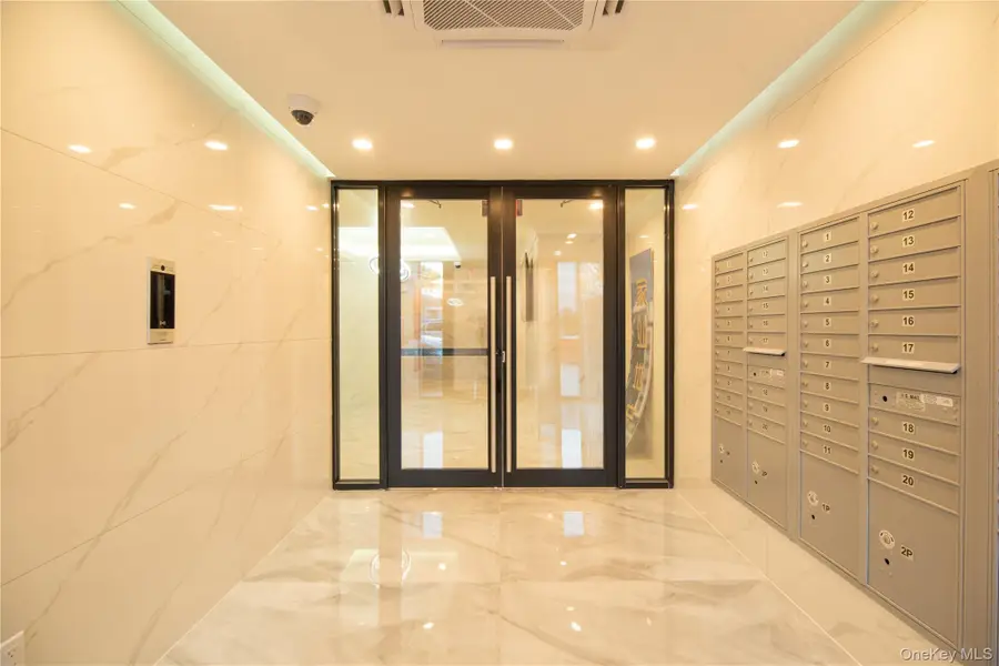 42-18 147th Street #2i, Flushing, NY 11355 - #2