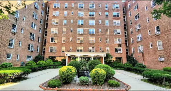 105-37 64th Avenue #3C, Forest Hills, NY 11375