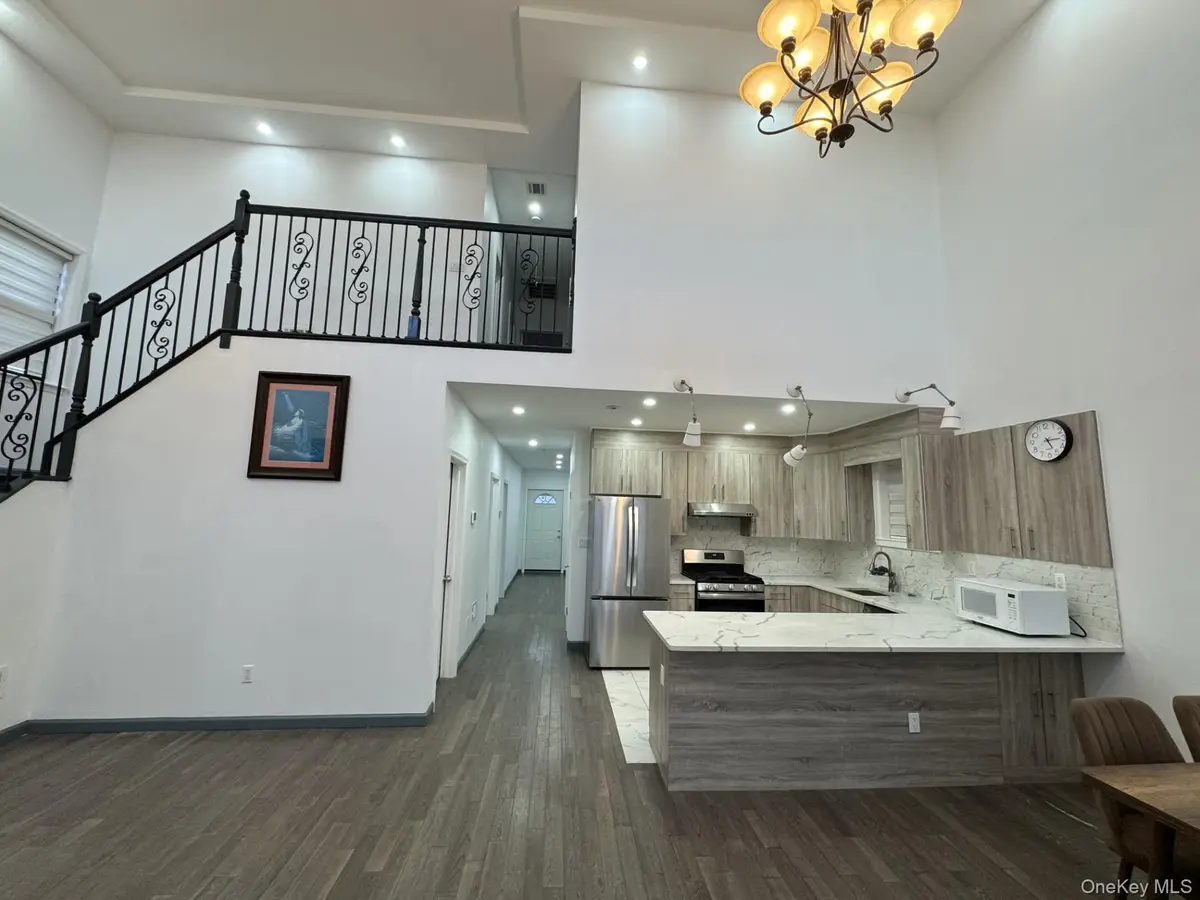 4920 167th Street, Fresh Meadows, NY 11365 - #1