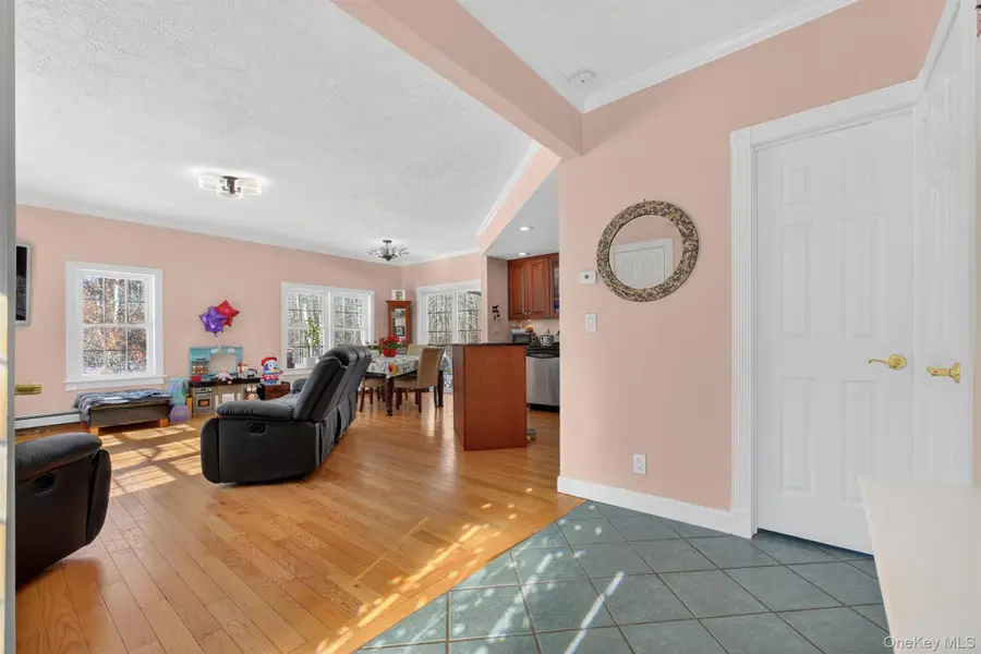 8 Garrett Place, Carmel, NY 10512 - #3