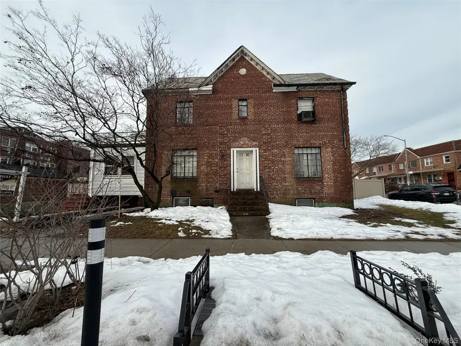 7504 147th Street, Flushing, NY 11367 - #2