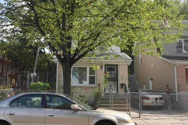 154-28 65th Avenue, Flushing, NY 11367