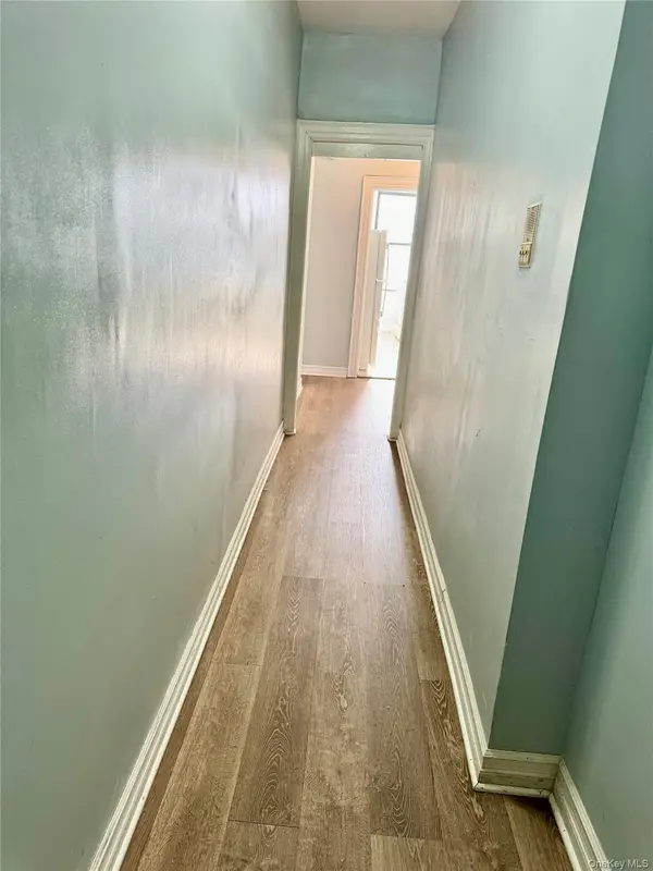 724 E. 216 Street #4D, Bronx, NY 10467