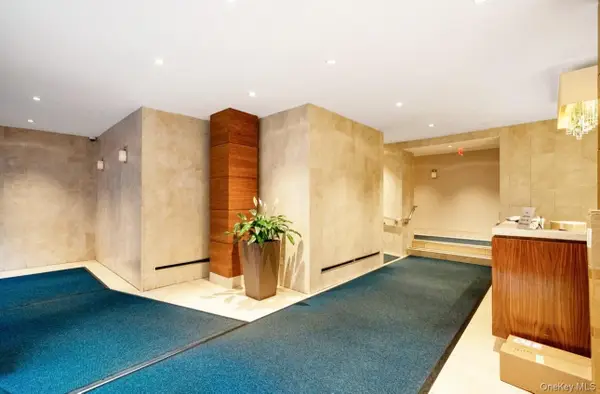 420 E 64th Street #W8F, New York (Manhattan), NY 10065