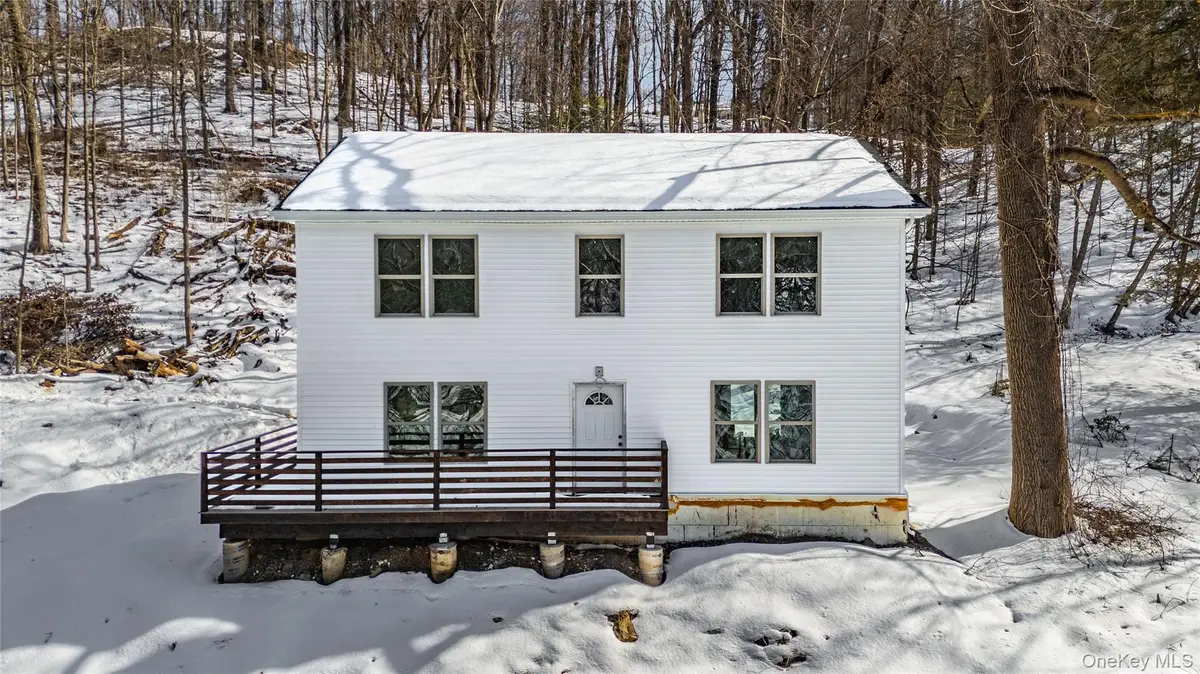 525 Millbrook Drive, Esopus, NY 12429 - #1