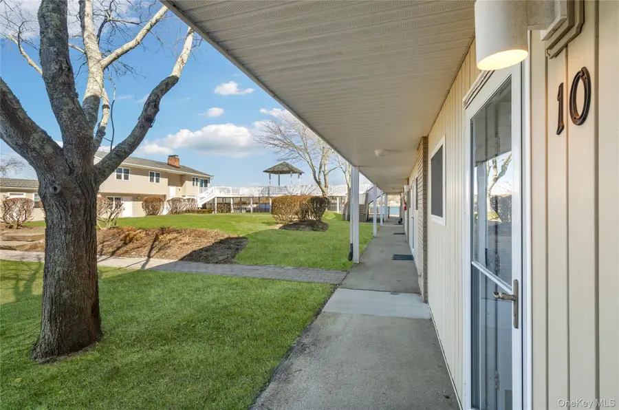 61 W Tiana Road #10, Hampton Bays, NY 11946 - #2