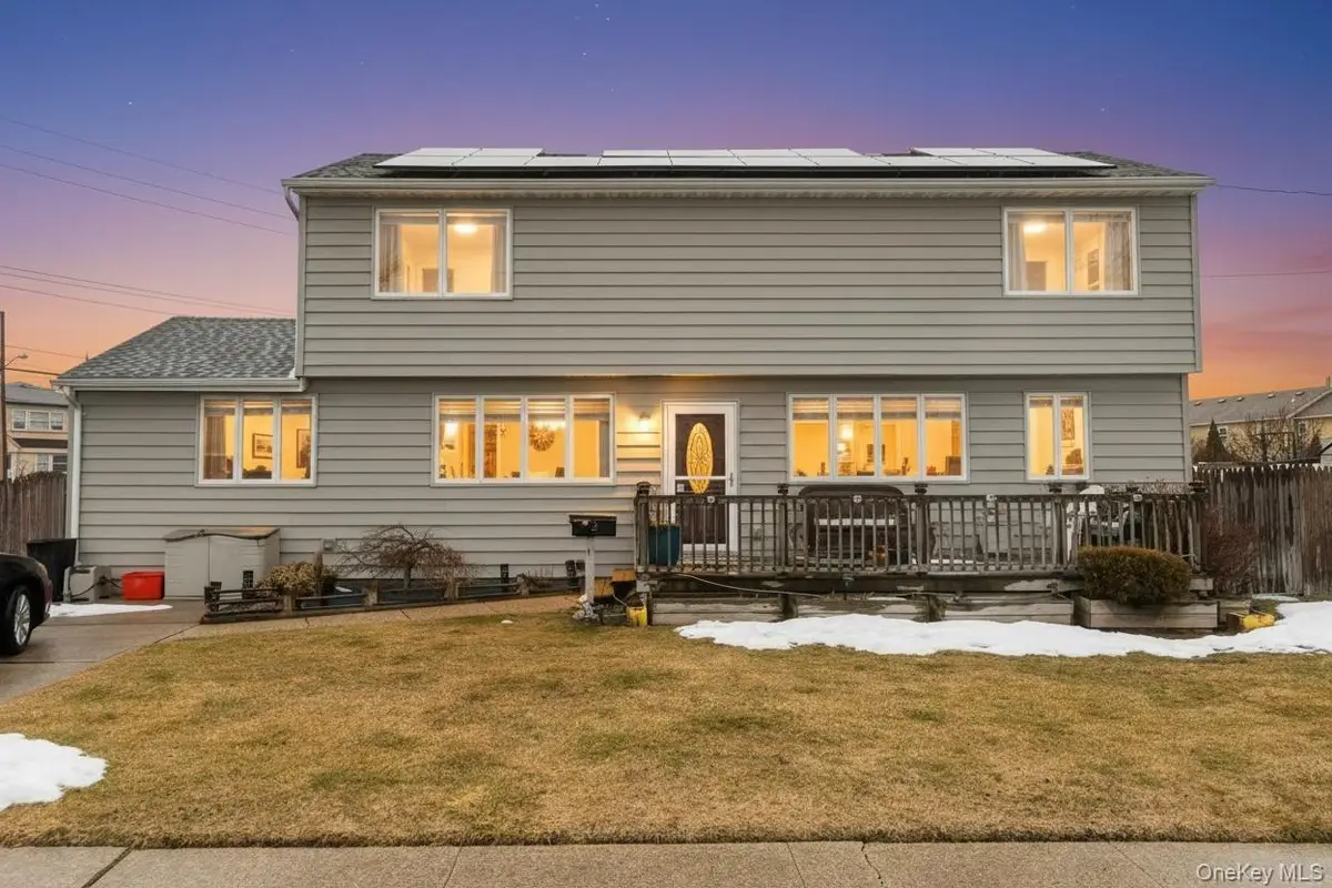 2 Parente Lane N, Island Park, NY 11558 - #1