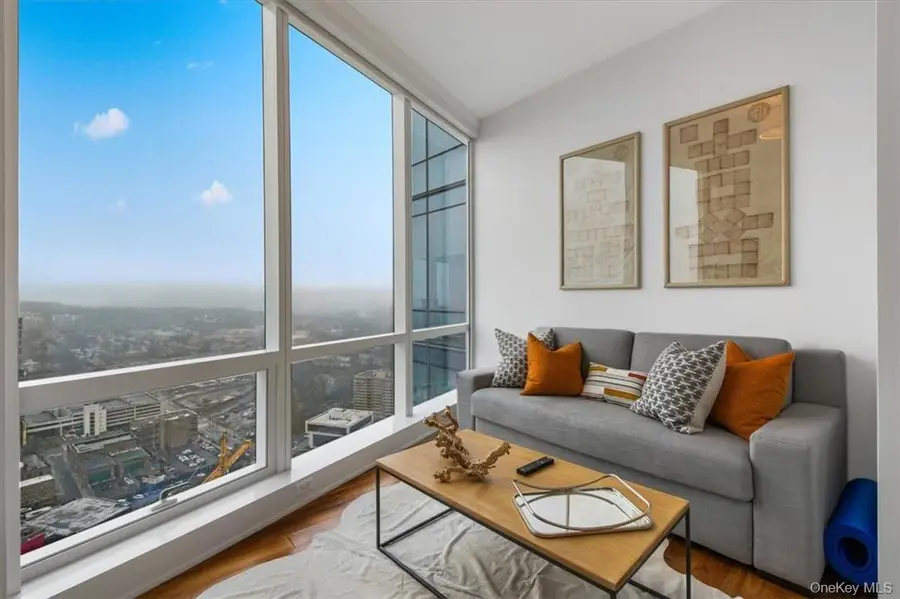 5 Renaissance Square #PH5E (36fl), White Plains, NY 10601 - #3