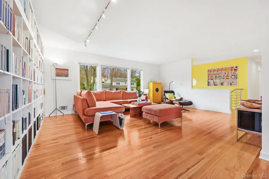 6 Jason Lane, Mamaroneck, NY 10543 - #3