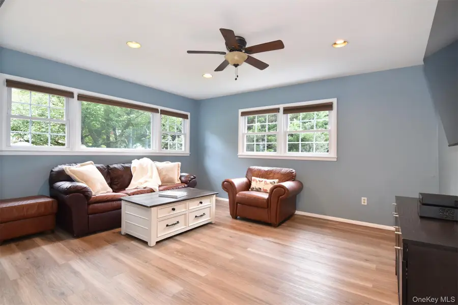 46 Reynal Road, White Plains, NY 10605 - #3