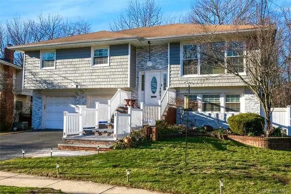 1061 Fordham Lane, Woodmere, NY 11598