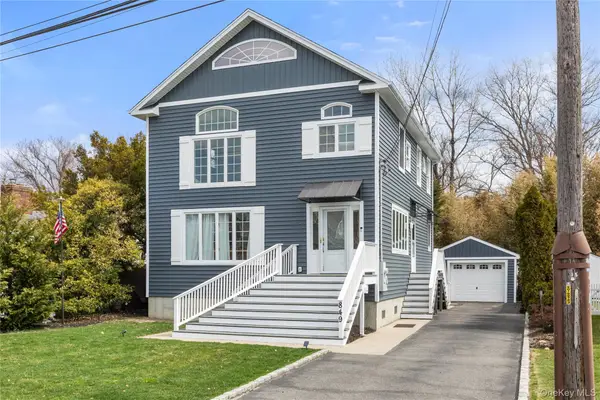 849 E Bay Drive, West Islip, NY 11795