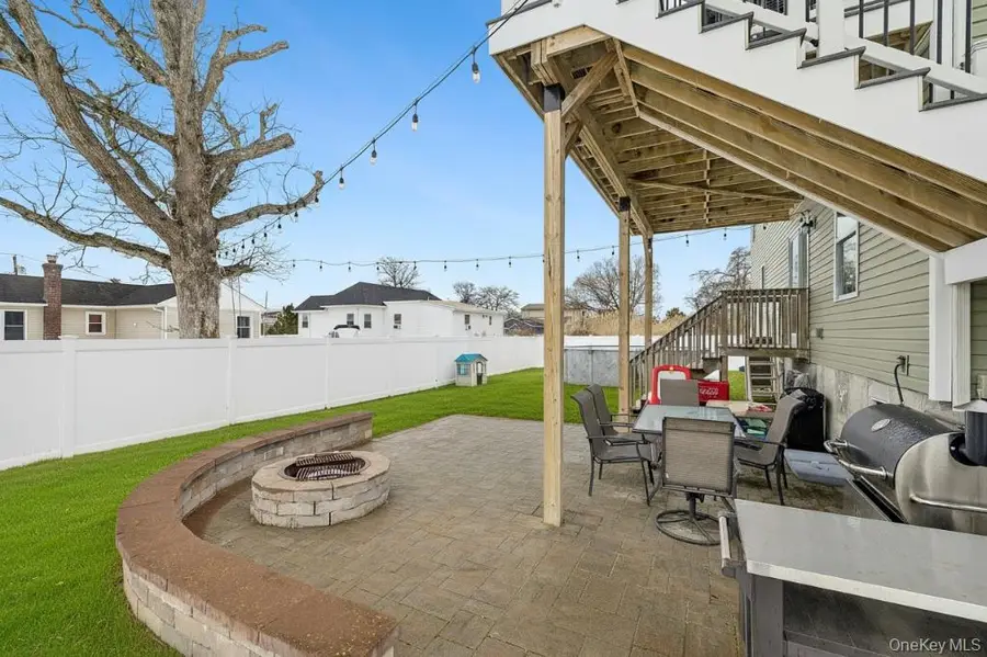 281 Clinton Avenue, East Patchogue, NY 11772 - #2