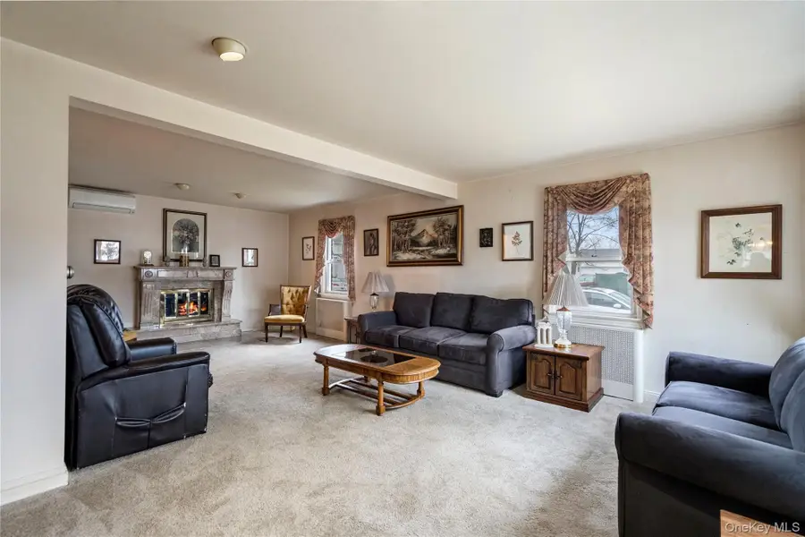 181 Monroe Street, Franklin Square, NY 11010 - #3