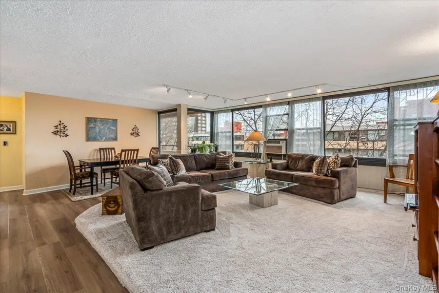 7-24 166th Street #8C, Beechhurst, NY 11357 - #2