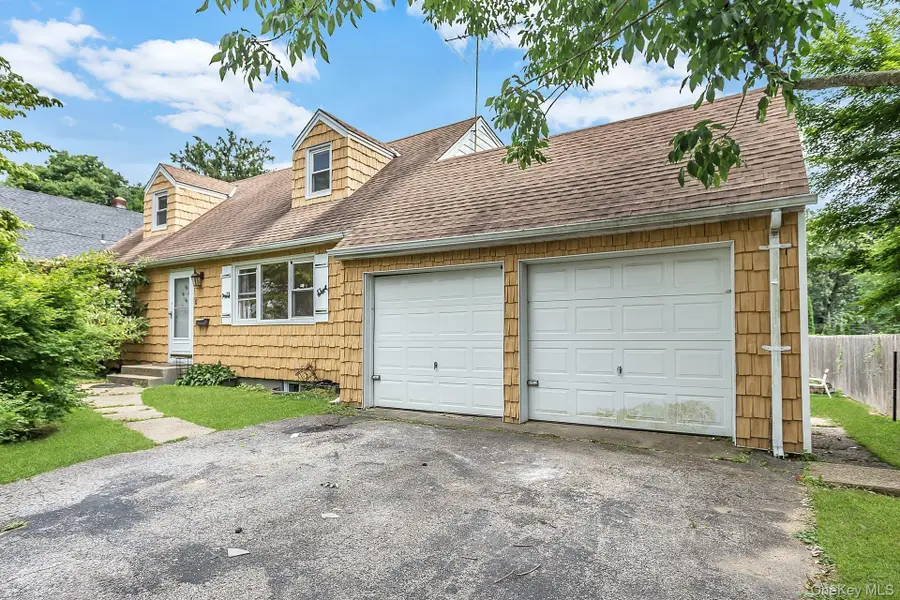 3 Cambridge Street, Glen Cove, NY 11542 - #2