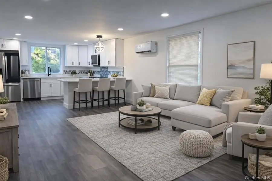 135 Village Circle W, Manorville, NY 11949 - #2