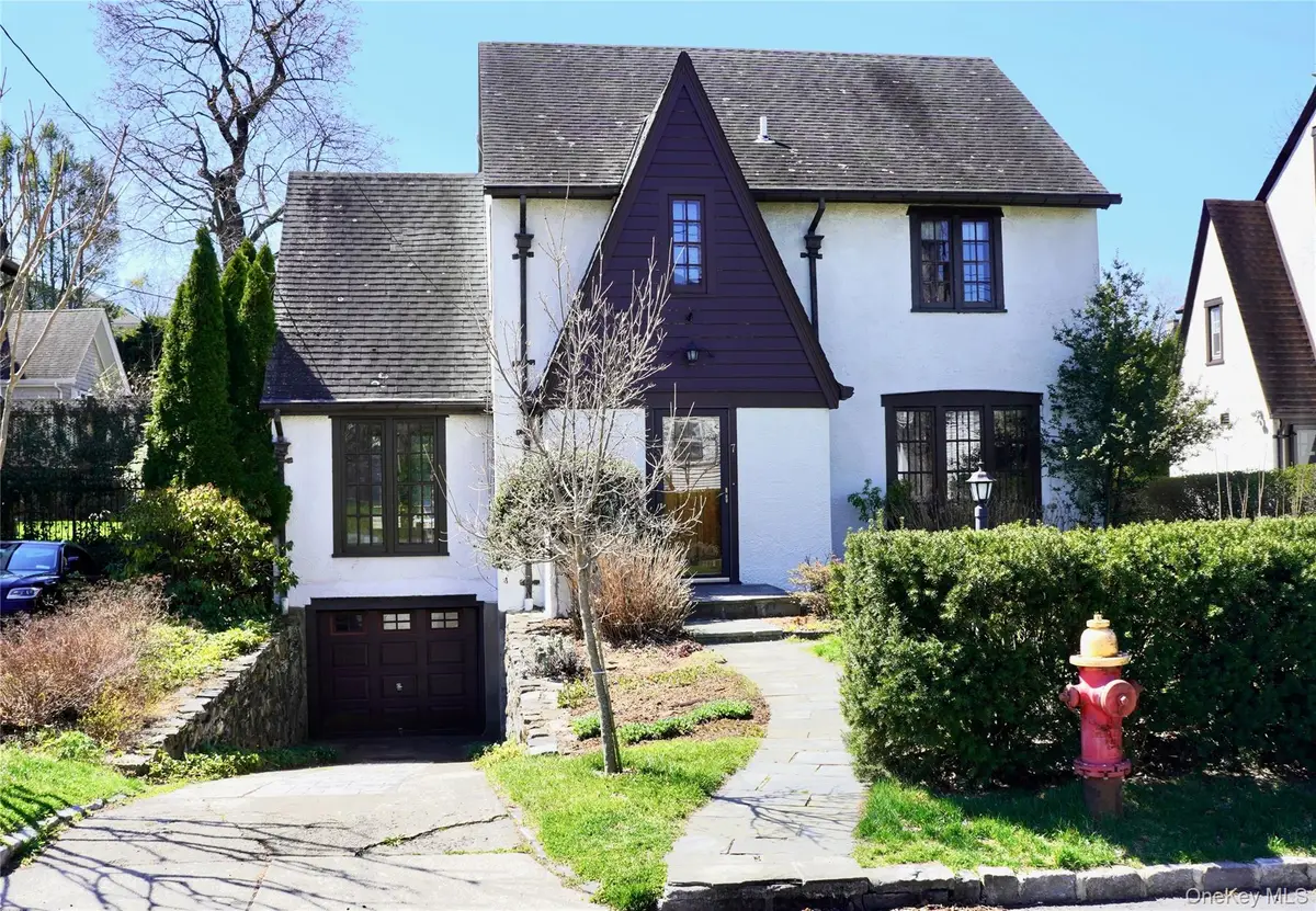 7 Bogert Place, Bronxville, NY 10708 - #1