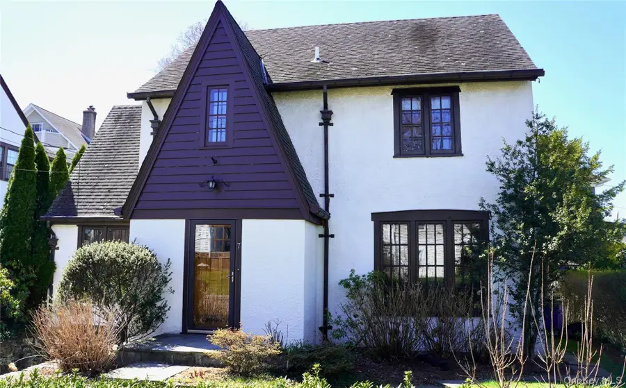 7 Bogert Place, Bronxville, NY 10708 - #2