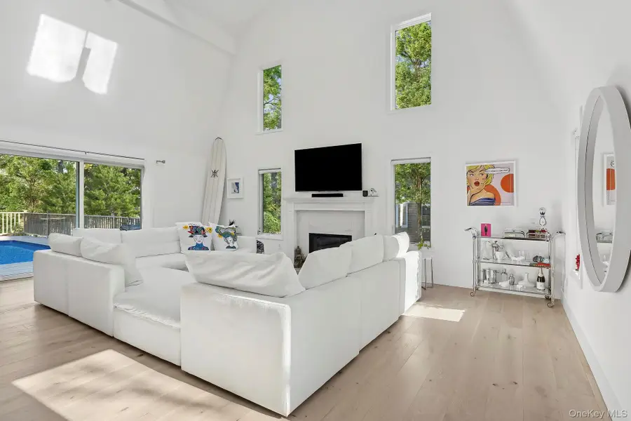 5 Cowhill Lane, Wainscott, NY 11975 - #2