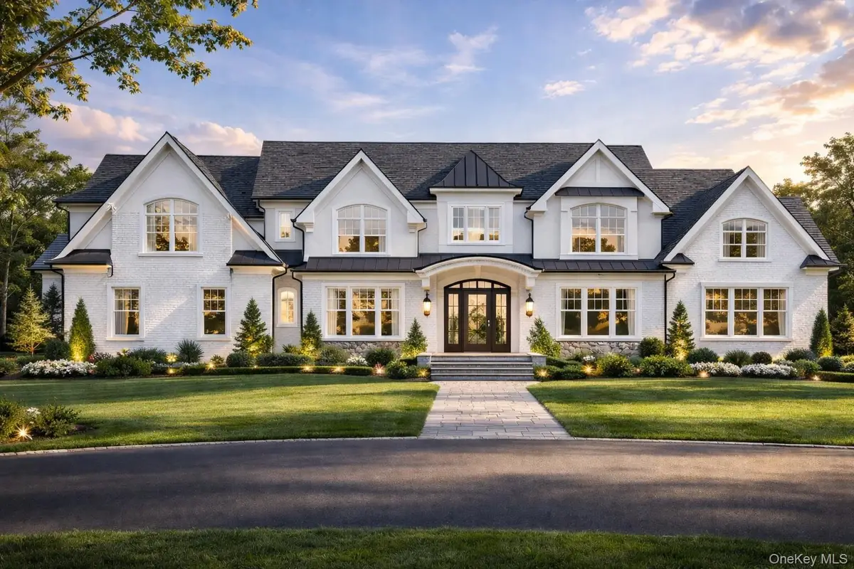 22 Wenwood Drive, Brookville, NY 11545 - #1