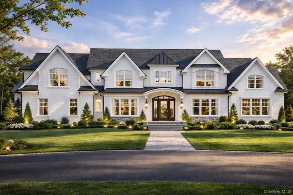 22 Wenwood Drive, Brookville, NY 11545