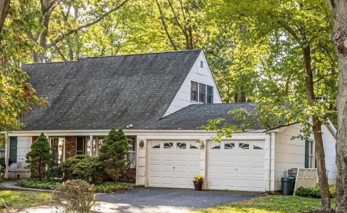 22 Bucknell Lane, Stony Brook, NY 11790 - #1