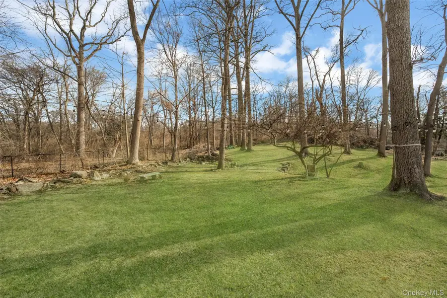 11 Meadowlark Road, Rye Brook, NY 10573 - #2