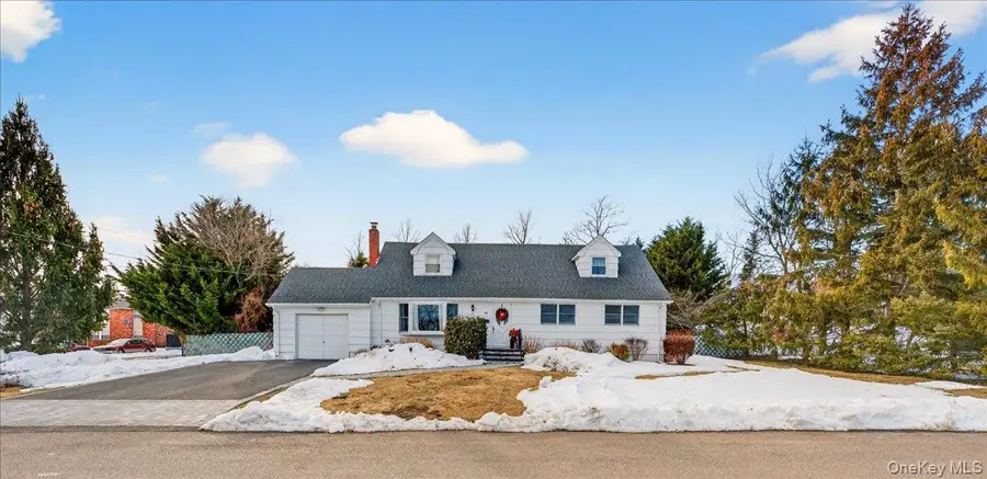 52 Central Avenue, Patchogue, NY 11772 - #2