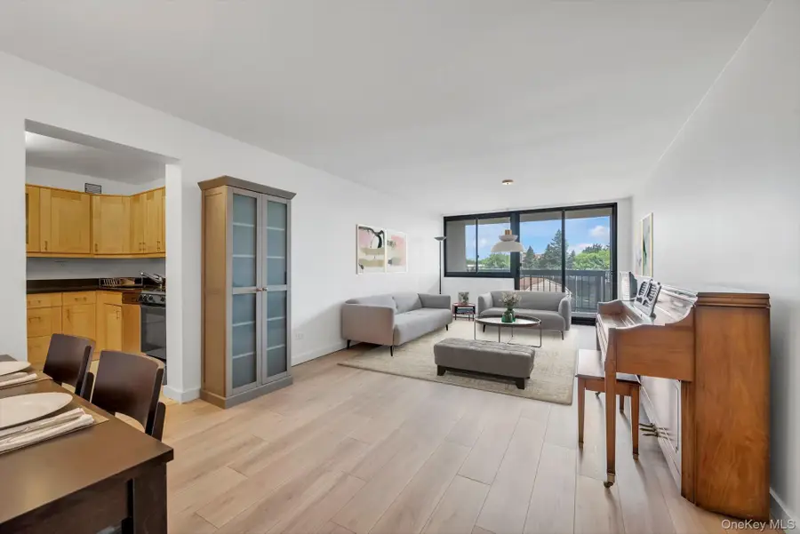 2 Bay Club Drive #2B, Bayside, NY 11360 - #3