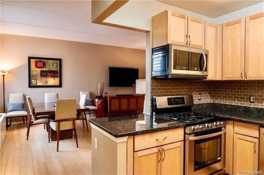 837 Washington Avenue #8M, Bronx, NY 10451 - #2