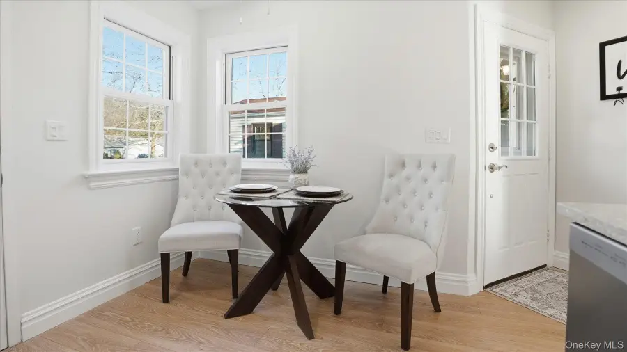 62 Knolls Drive, Stony Brook, NY 11790 - #3