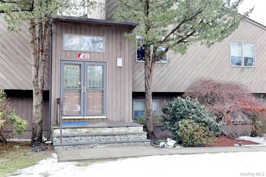 42 Cragmere Road, Airmont, NY 10901 - #2