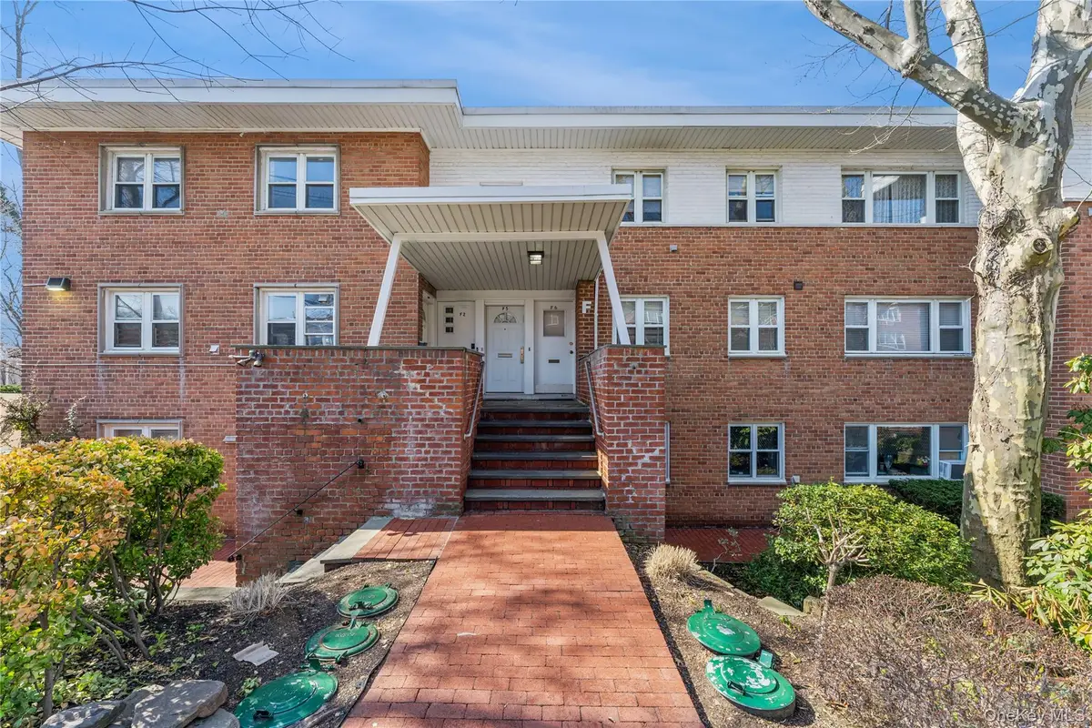 200 South Middle Neck Road #F6, Great Neck, NY 11021 - #1