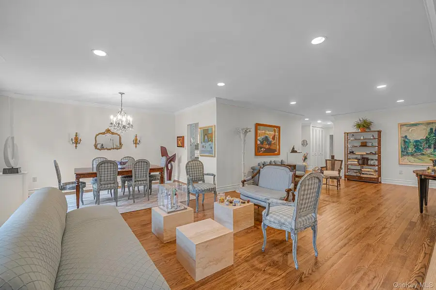 1 Kensington Gate #PH 11, Great Neck, NY 11021 - #3