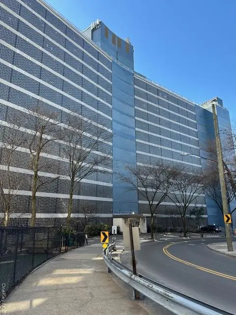 2400 Johnson Avenue #4H, Bronx, NY 10463 - #2