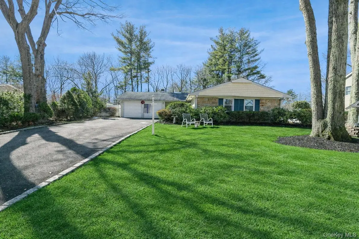 6 Palfrey Street, Stony Brook, NY 11790 - #1