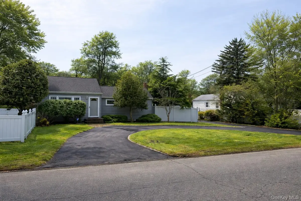 75 Lodge Avenue, Huntington Station, NY 11746 - #1