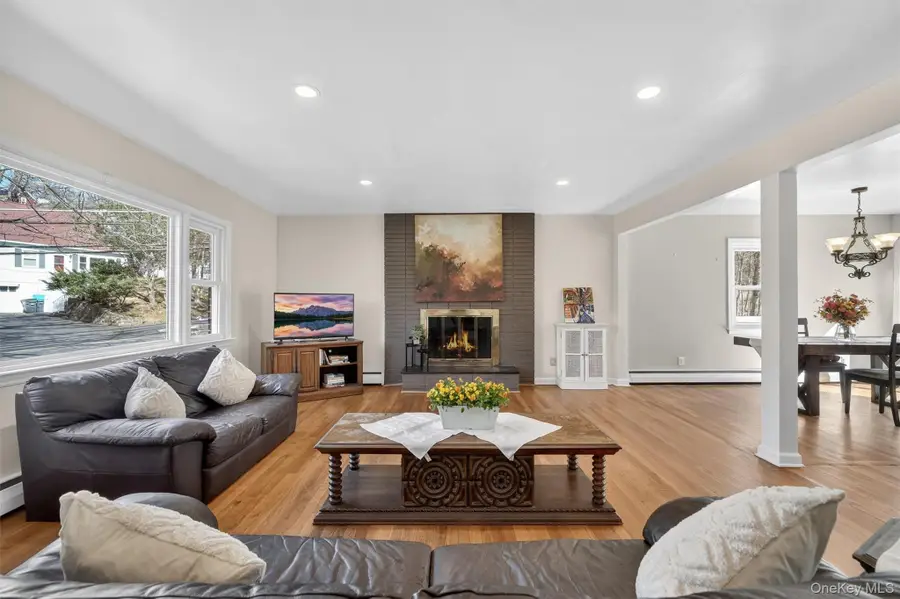 82 Taxter Road, Irvington, NY 10533 - #3