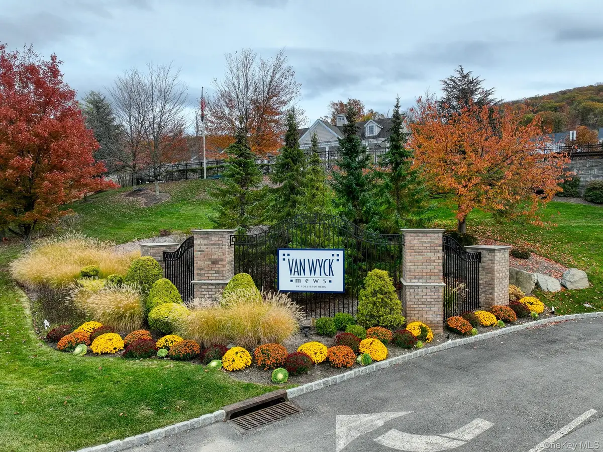 919 Saratoga Lane, Fishkill, NY 12524 - #1