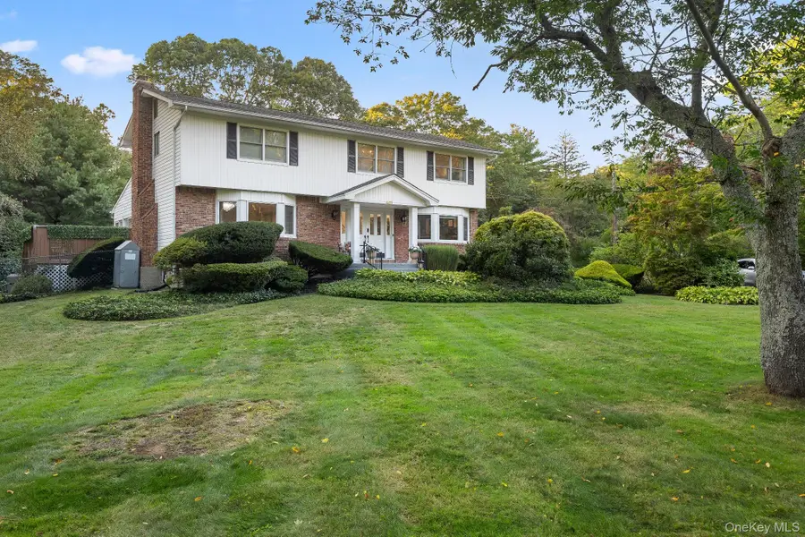 461 Wolf Hill Road, Dix Hills, NY 11746 - #2