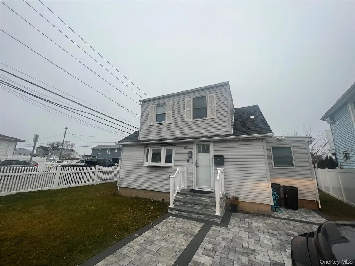 100 Clubhouse Road, Bellmore, NY 11710 - #1