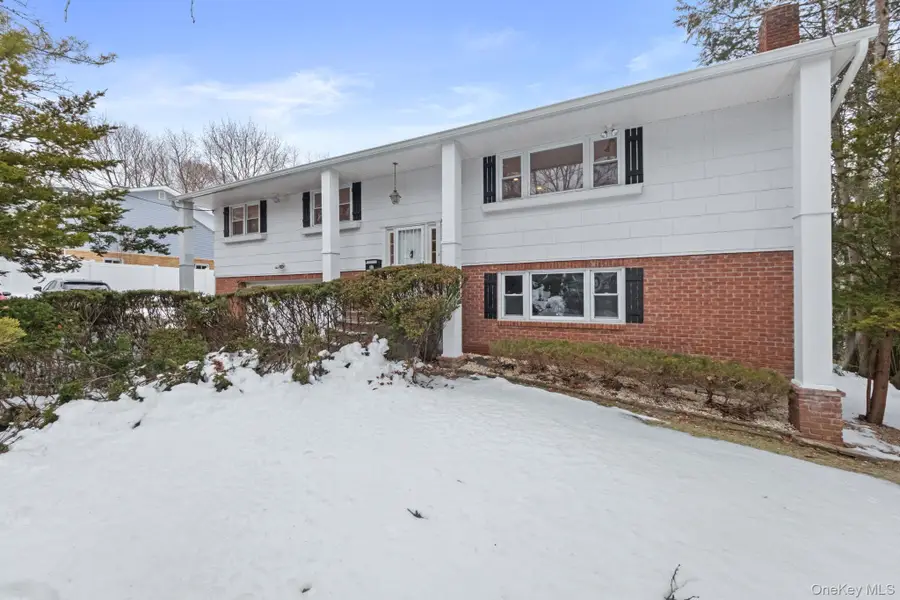 32 Bramble Brook Road, Ardsley, NY 10502 - #3