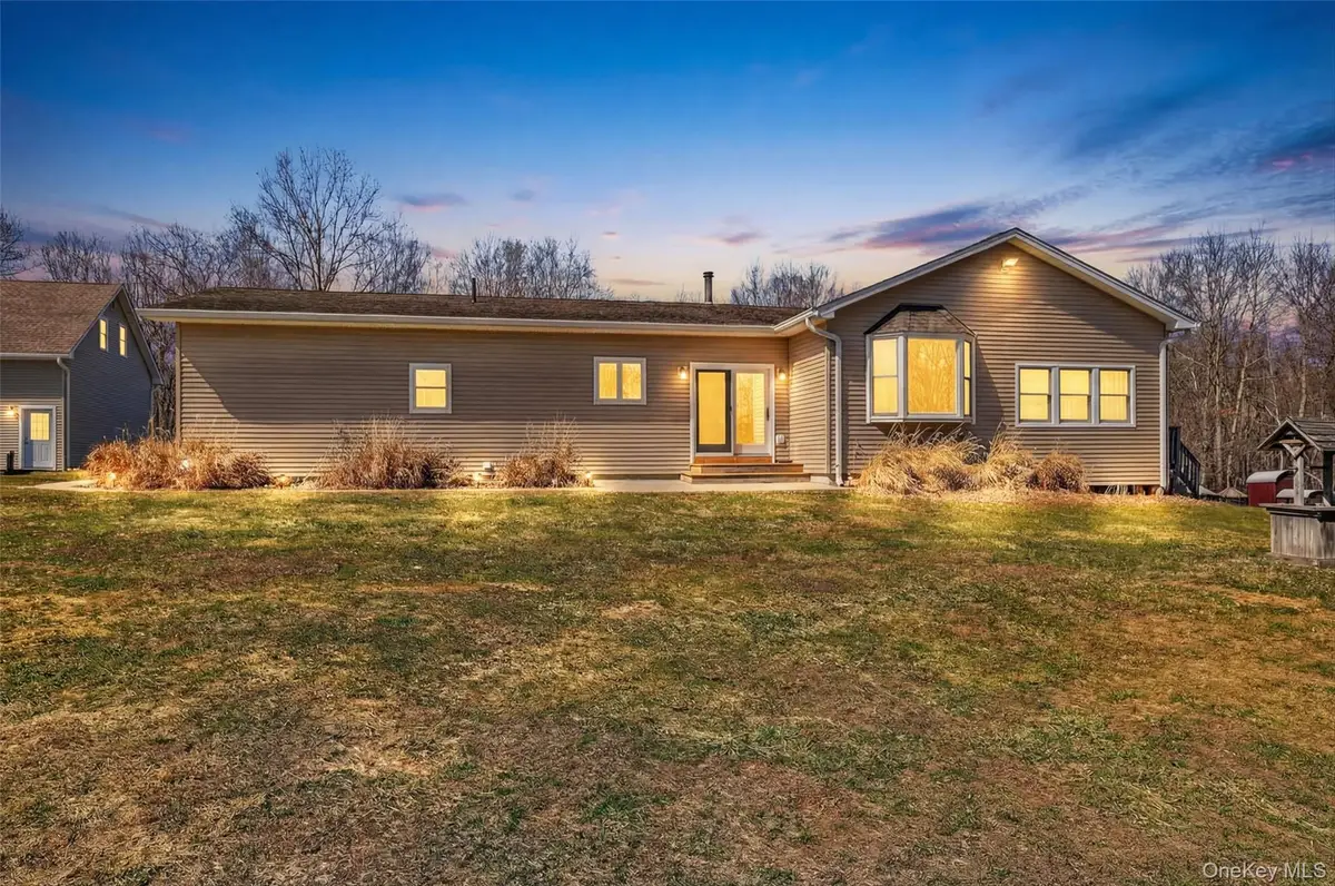 130 Dunthorne Drive, Bloomingburg, NY 12721 - #1