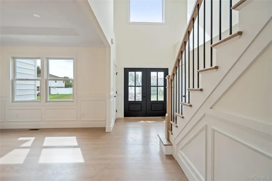 27A Belmont Circle, Syosset, NY 11791 - #3