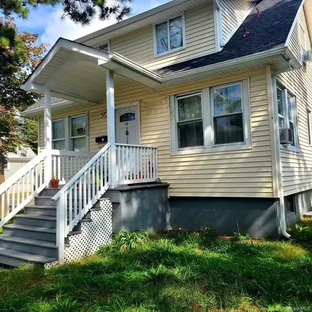 10 Ross Avenue, Bay Shore, NY 11706 - #1